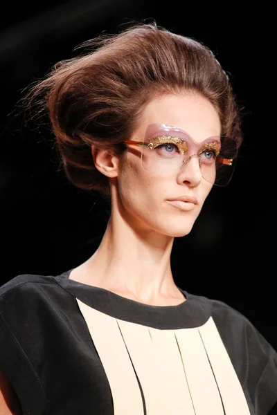 Look 8